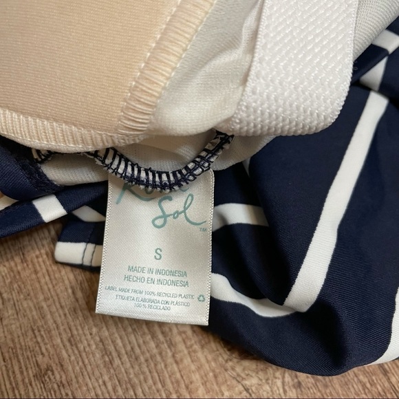 NWT Kona Sol Medium Coverage One Piece Swimsuit - Oxford Blue - Picture 5 of 7